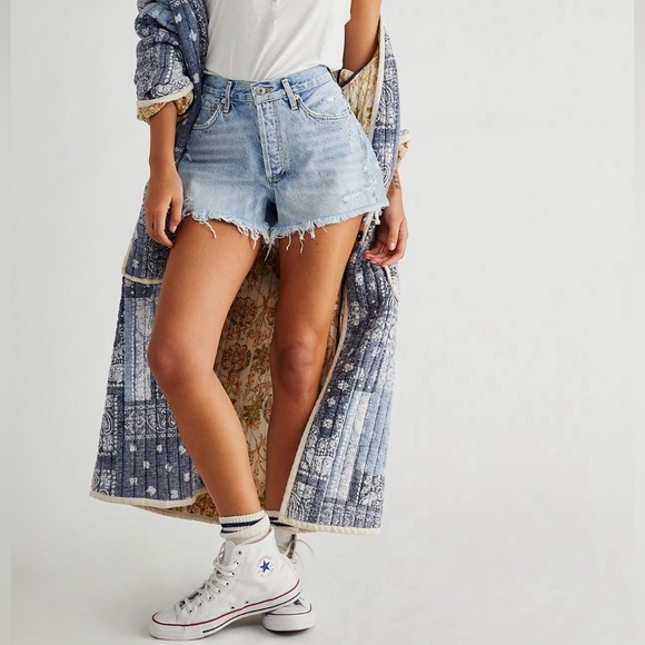 AGOLDE #1 Seller Parker Shorts -  worn one time - Picture 2 of 11